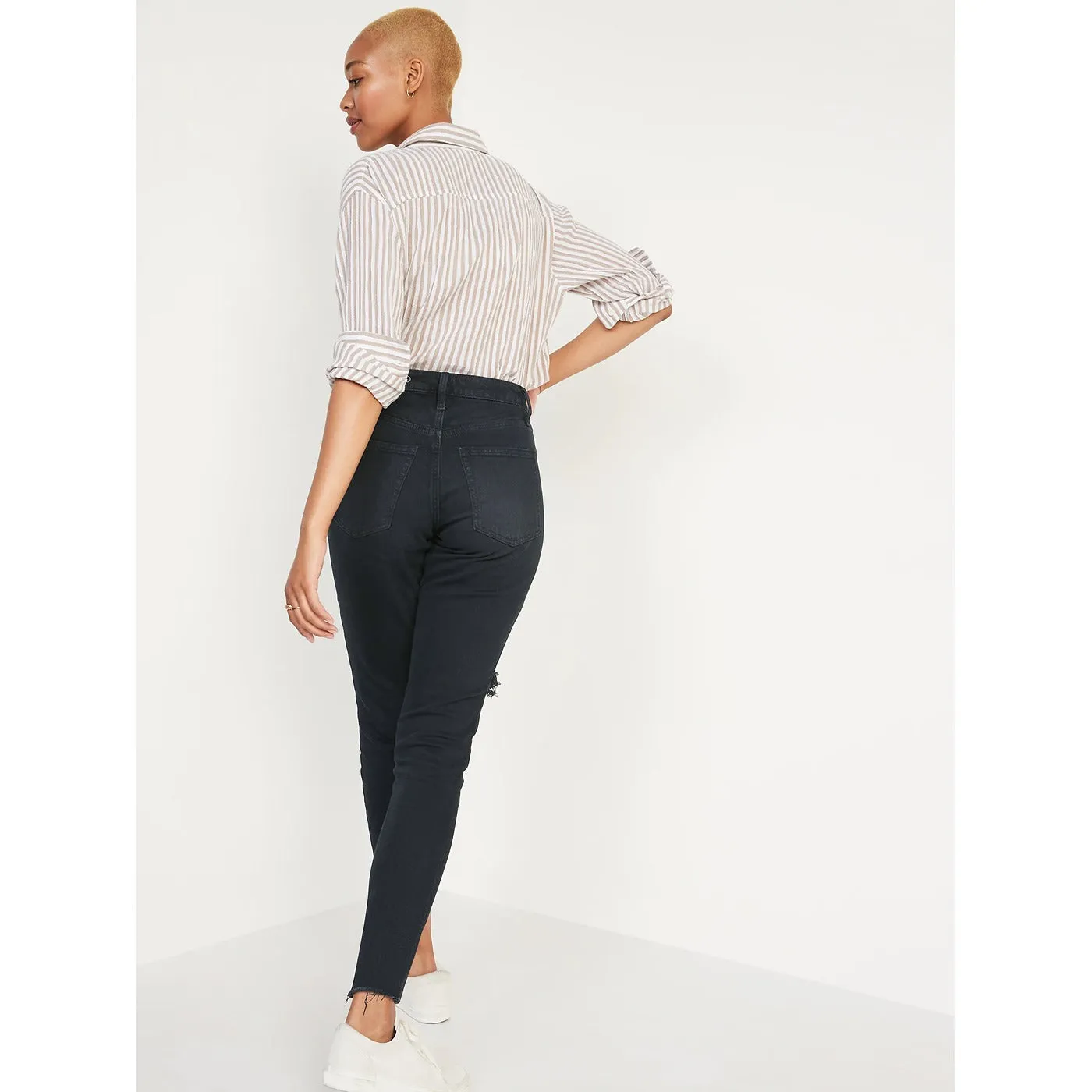 ON Mom Vintage Ripped Jeans